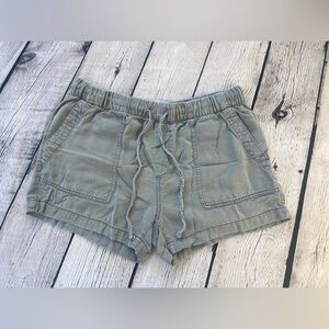 GAP Gray Cotton Cargo Shorts